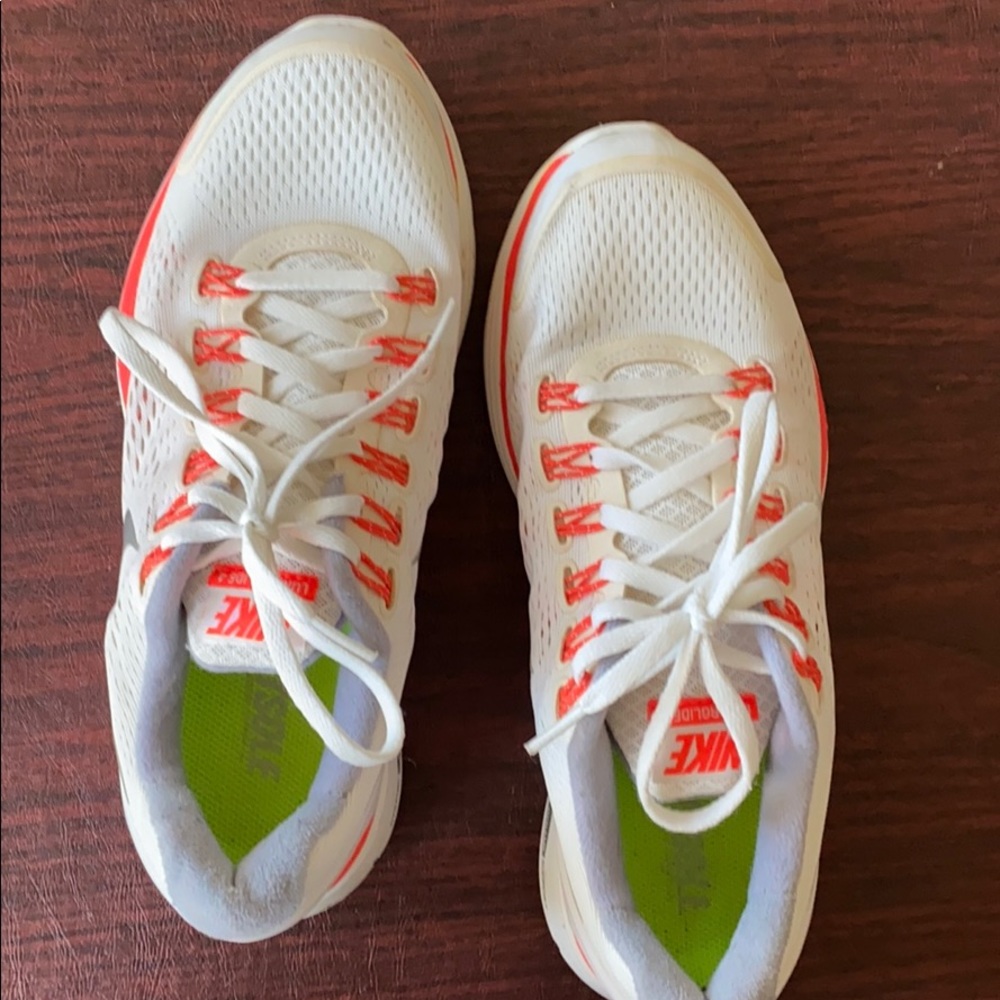 Nike Lunar Glide Running shoes size 9 in Women’s